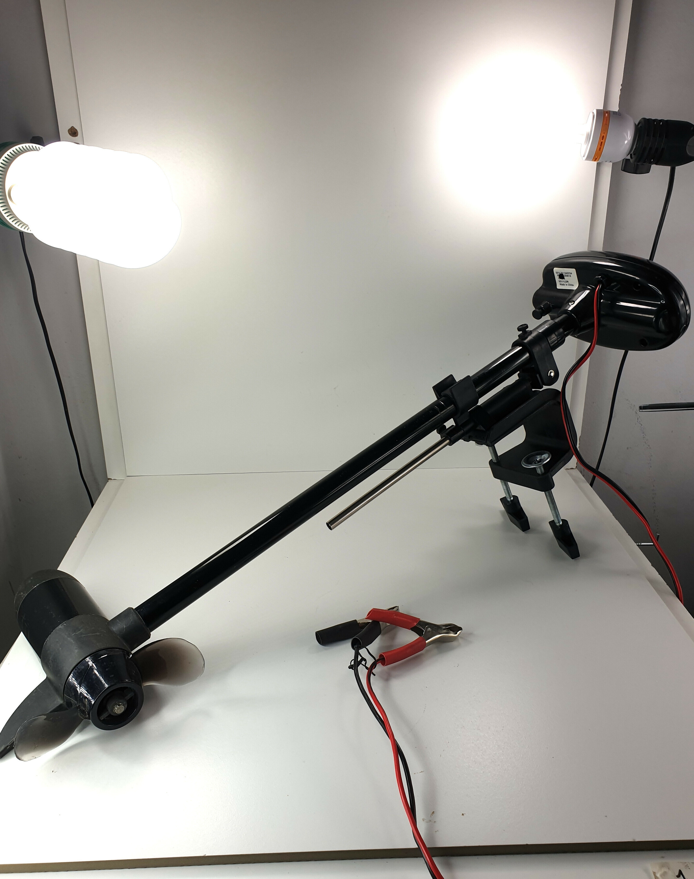 silnik-elektryczny-zaburtowy-sevylor-sbm18-stan-uzywany