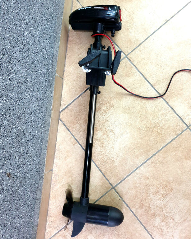 silnik-elektryczny-zaburtowy-sevylor-sbm18-slowackiego-11-elk