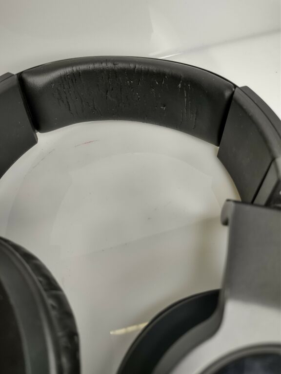 SŁUCHAWKI BEZPRZEWODOWE AKG K845BT PUDEŁKO