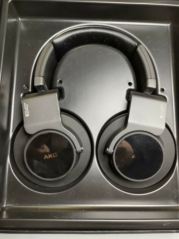SŁUCHAWKI BEZPRZEWODOWE AKG K845BT PUDEŁKO