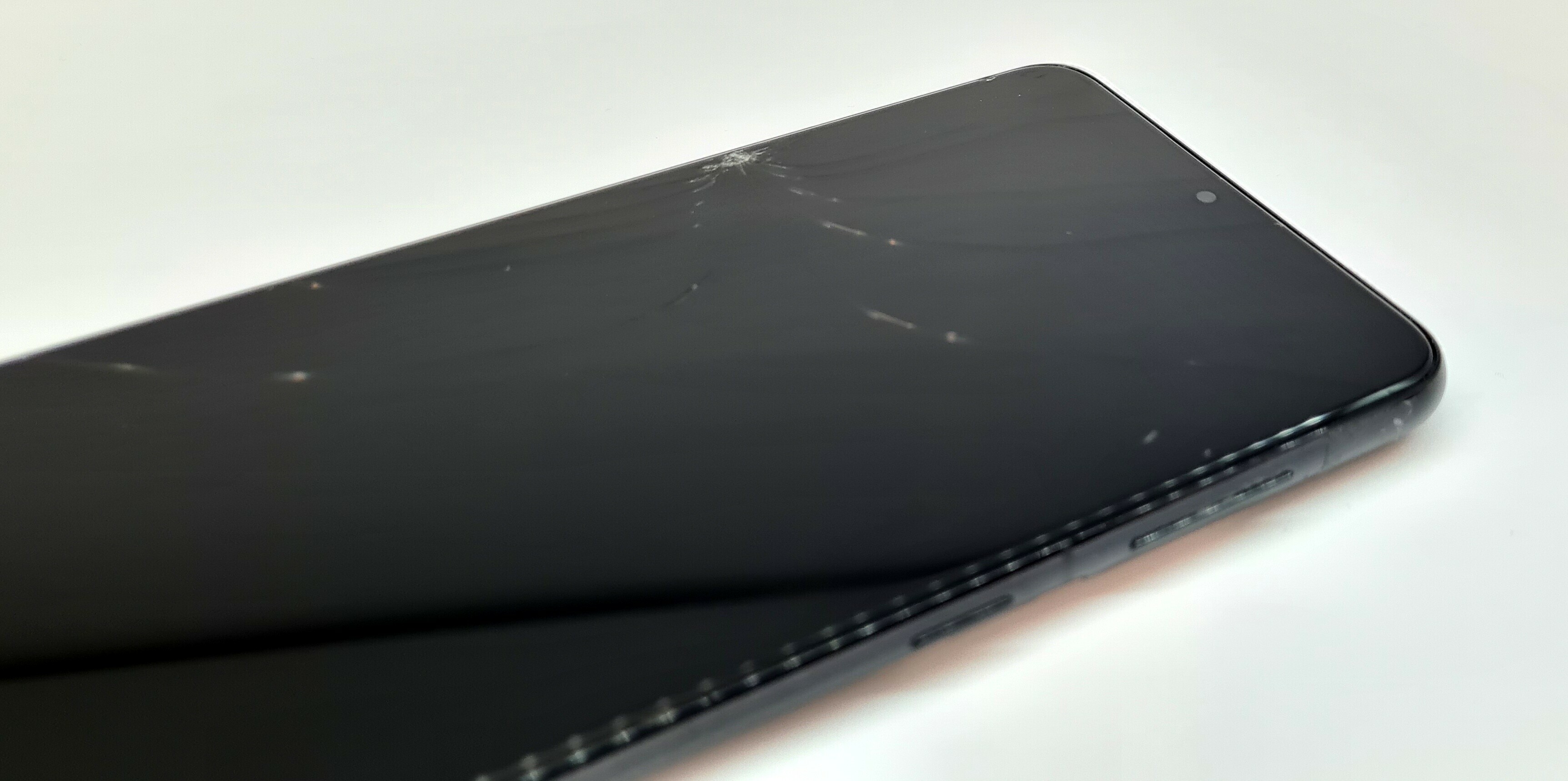 samsung-galaxy-s21-5g-kod-producenta-sm-g991bzadeeb