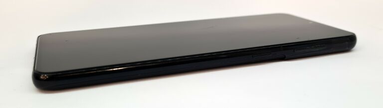 samsung-galaxy-s21-5g-przekatna-ekranu-620