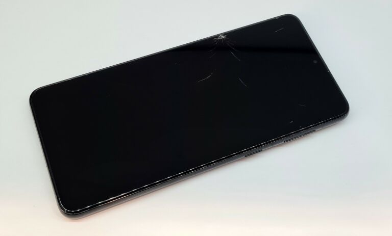 samsung-galaxy-s21-5g-stan-uszkodzony