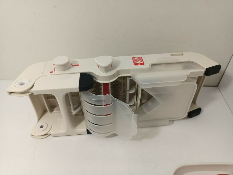 TUPPERWARE MULTI SZATKOWNICA