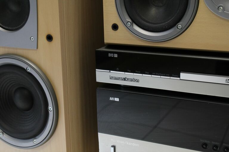 kino-domowe-jbl-balboa-51-harman-kardon-avr240-stan-uzywany