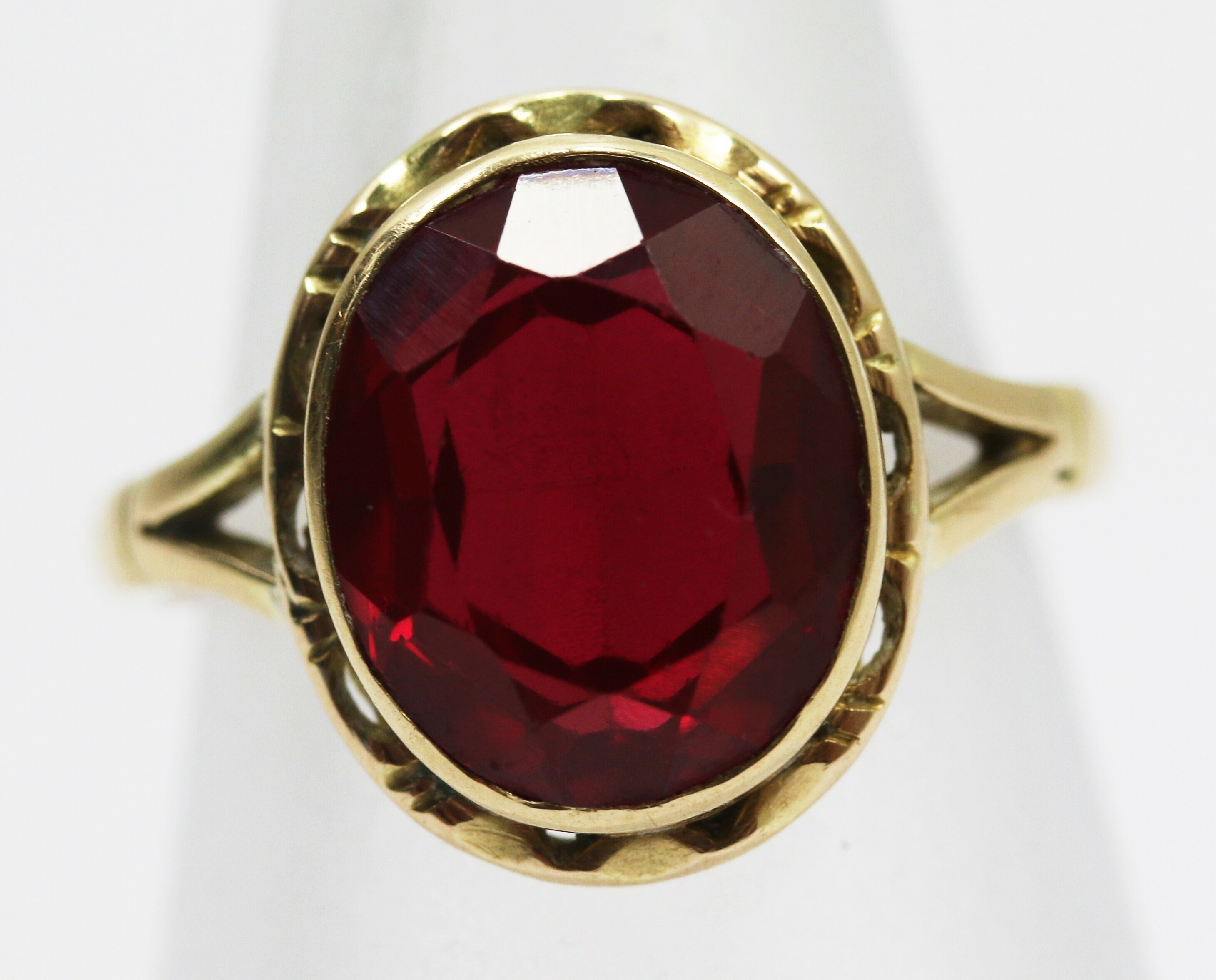 zloty-pierscionek-imitacja-rubin-585-492g-r19-stan-11323-2