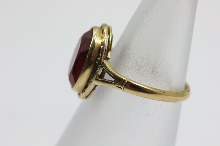 zloty-pierscionek-imitacja-rubin-585-492g-r19-material-15835-2