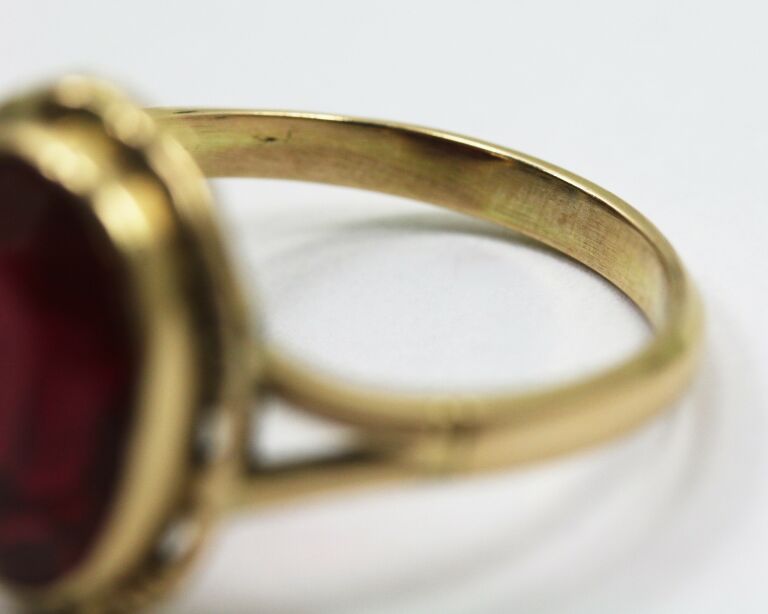 zloty-pierscionek-imitacja-rubin-585-492g-r19-waga-492