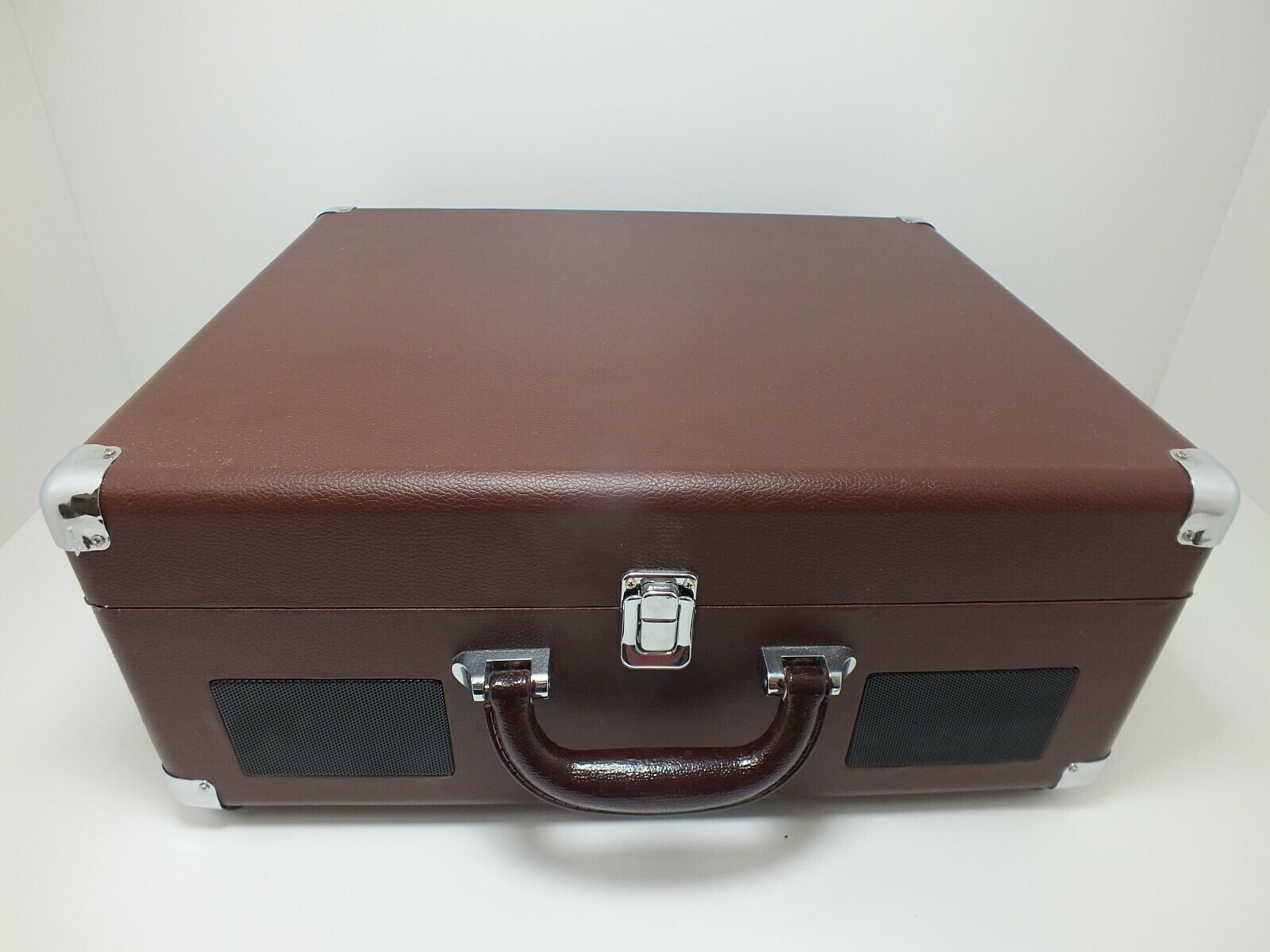 nostalgy-gramofon-suitcase-turntable-stan-bd-wbudowany-przedwzmacniacz-brak-informacji