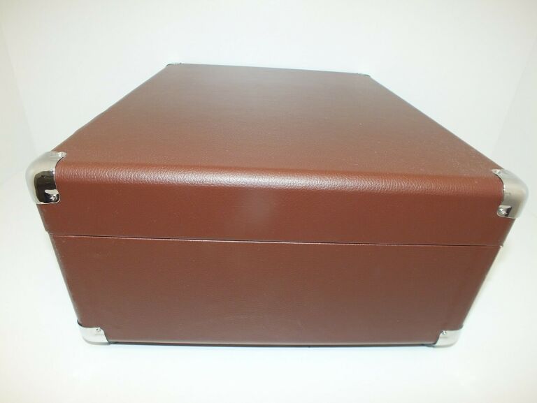 nostalgy-gramofon-suitcase-turntable-stan-bd-predkosc-obrotowa-obrmin-brak-informacji