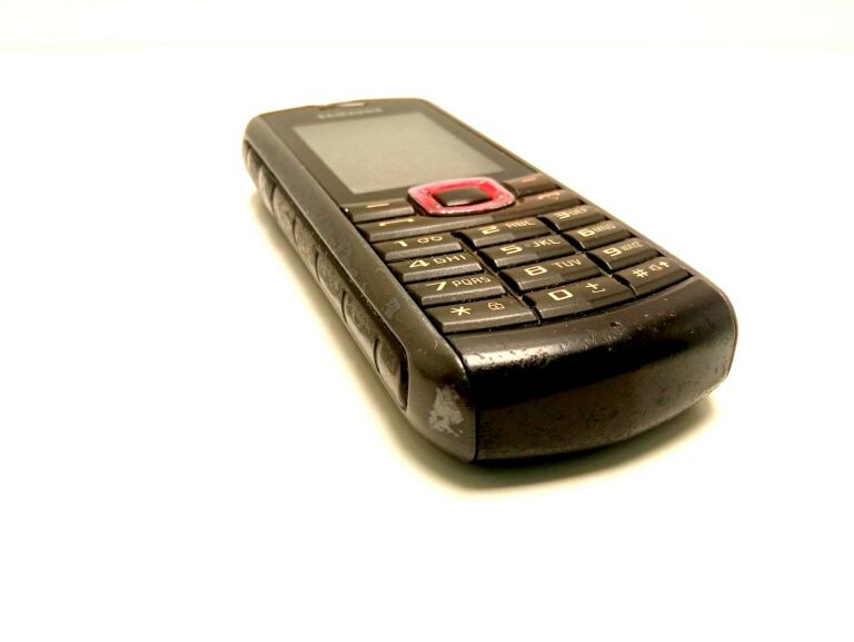 TELEFON SAMSUNG GT-E1080