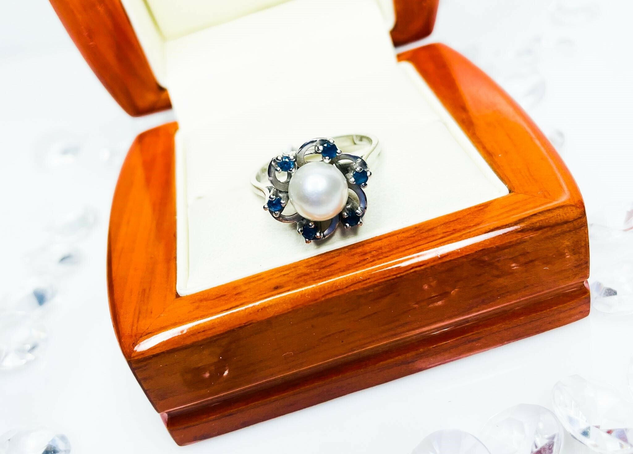 pierscionek-z-bialego-zlota-365g-585-slupska-14-katowice