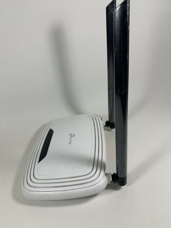 ROUTER TP LINK 300MB/S TL-WR841N