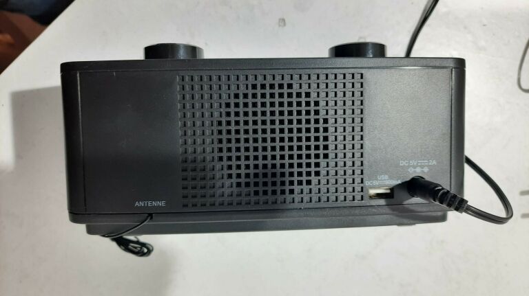 RADIOBUDZIK MEDION MD 44872 LUZ