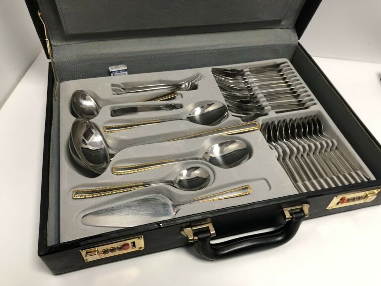 zestaw-pozlacanych-sztuccow-sbs-certyfikat-kosciuszki-62a-zgorzelec