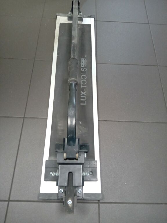 lux-przecinarka-do-glazury-fsm-700-mm-marka-lux