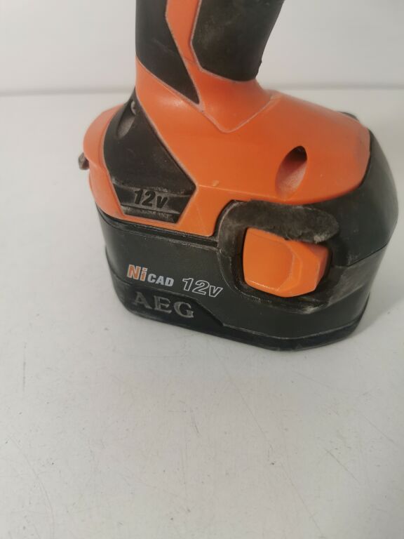 WKRĘTARKA AEG BS 12G2 2 BATERIE