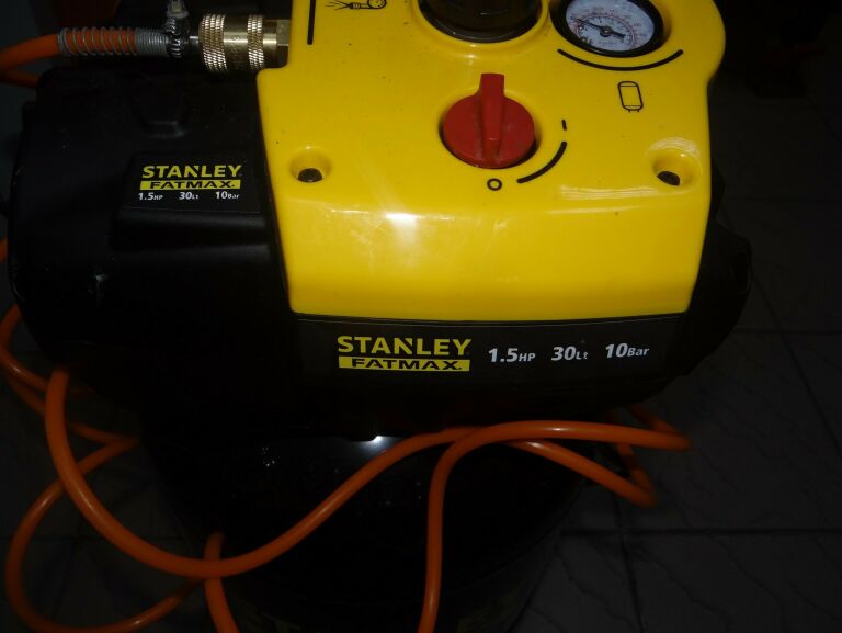 KOMPRESOR STANLEY FATMAX 8117250STF505