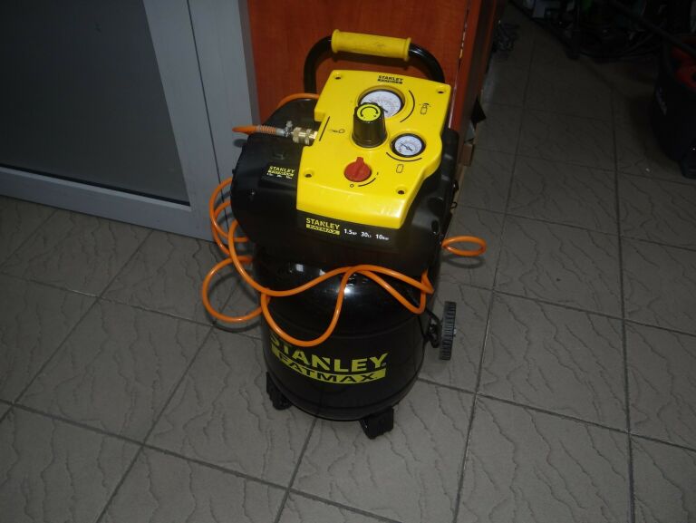KOMPRESOR STANLEY FATMAX 8117250STF505