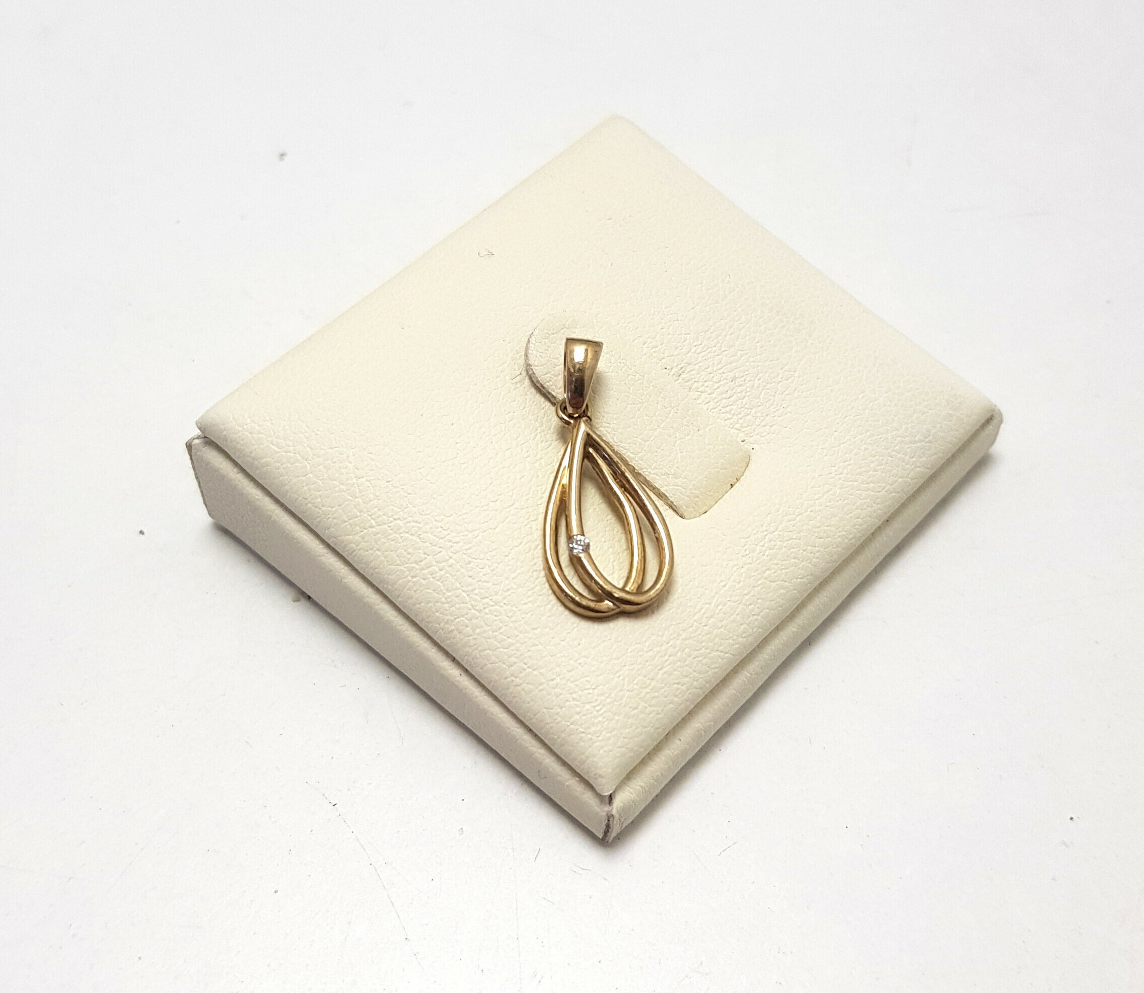 piekna-zlota-zawieszka-wojska-polskiego-13a-zlotow