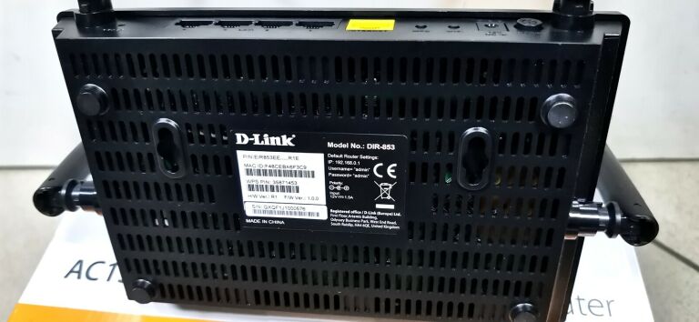 ROUTER D-LINK DIR 853