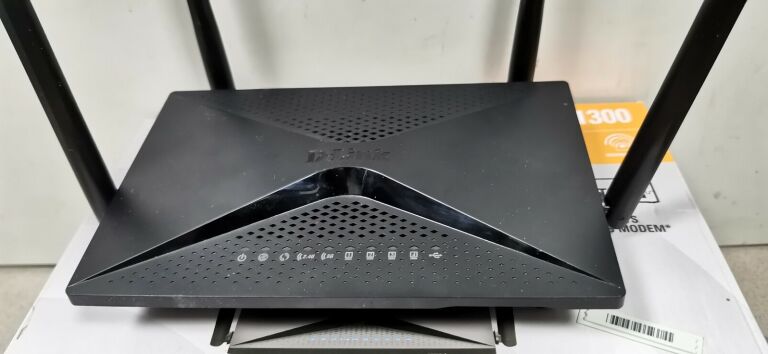 ROUTER D-LINK DIR 853