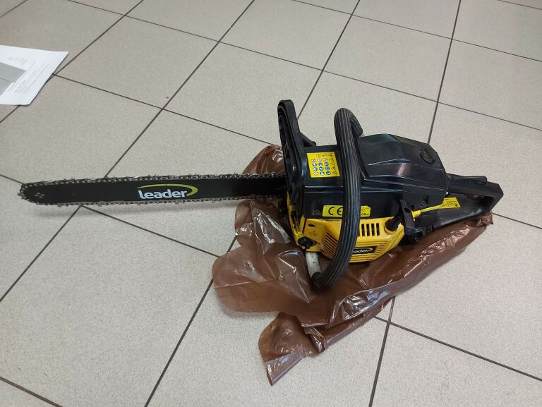 pila-spalinowa-leader-armii-krajowej-26c-pkp-walbrzych