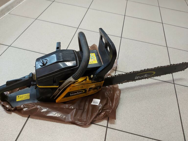 pila-spalinowa-leader-moc-w-1