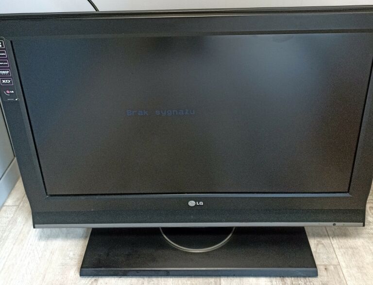 telewizor-lg-32lc41-32-cale-polecam-model-32lc41