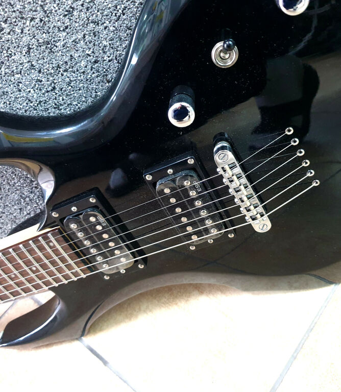 CZYTAJ OPIS GITARA ESP LTD F 50 BLACK