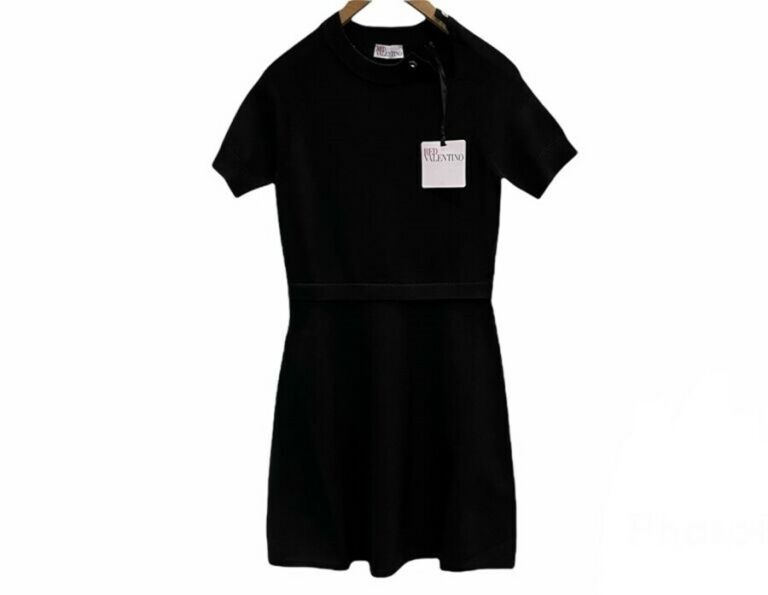 red-valentino-klasa-sama-w-sobie-piekna-sukienka-lwowska-5-olesnica