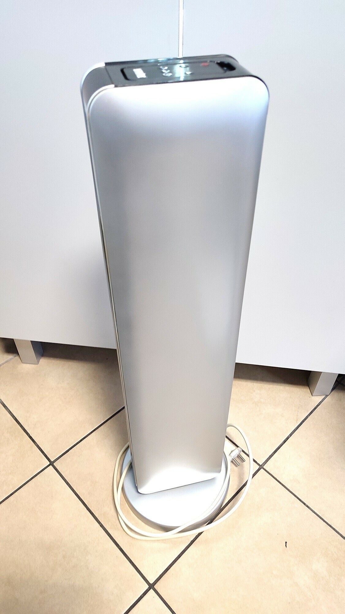 grzejnik-ceramiczny-z-pilotem-obrotowy-hecht-3611-kod-producenta-3611