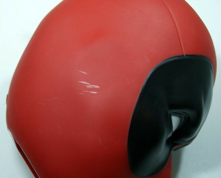 SUPER STOJAK FIGURKA DEADPOOL
