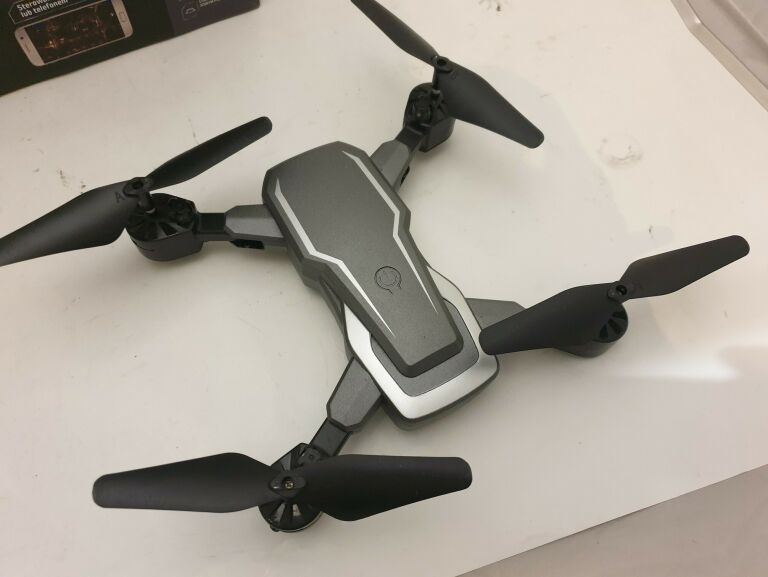 DRON Z KAMERĄ 2 MPX X30