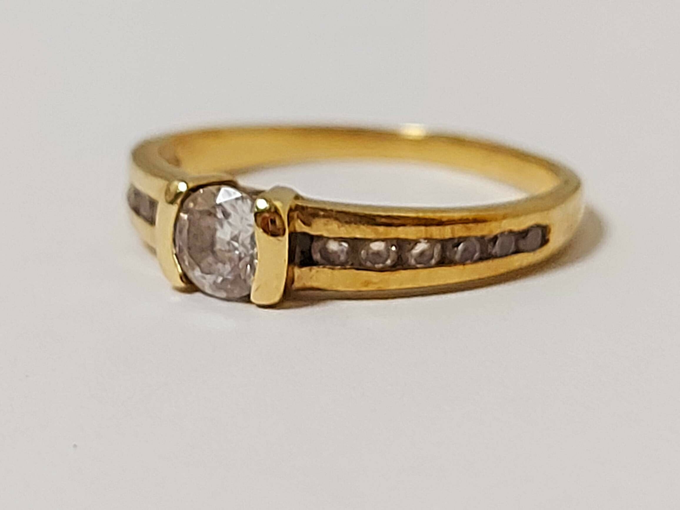 zloty-pierscionek-333197g-material-15835-2