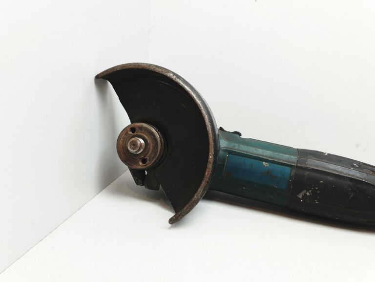 szlifierka-katowa-makita-marka-makita