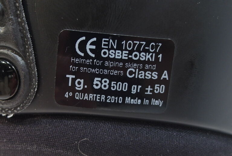kask-narciarski-osbe-oski-1-kolor-dominujacy-czarny