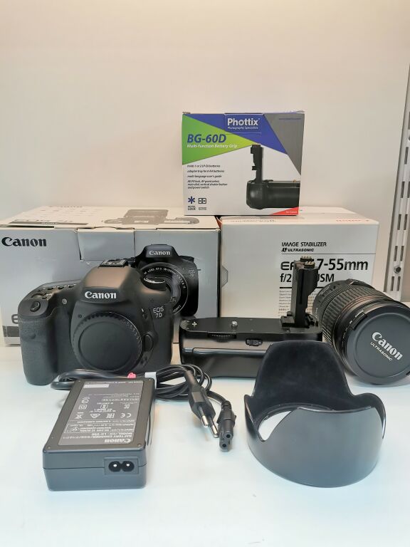 APARAT CANON EOS 7D BODY + OBIEKTYW CANON EFS