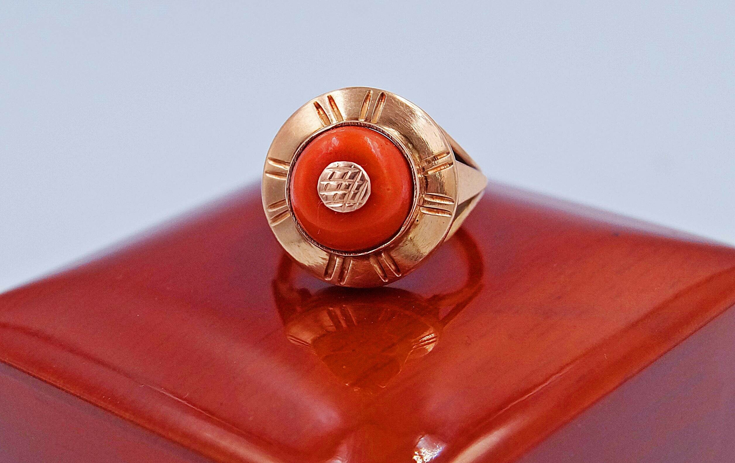 piekny-zloty-pierscionek-z-koralem585r14-kamien-cyrkonia