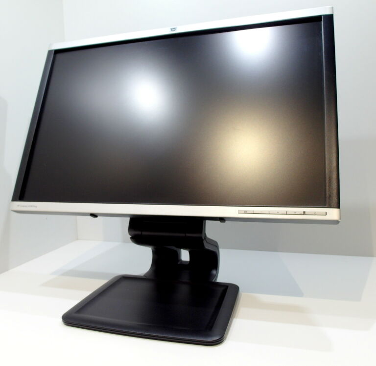 MONITOR HP COMPAQ LA2405WG