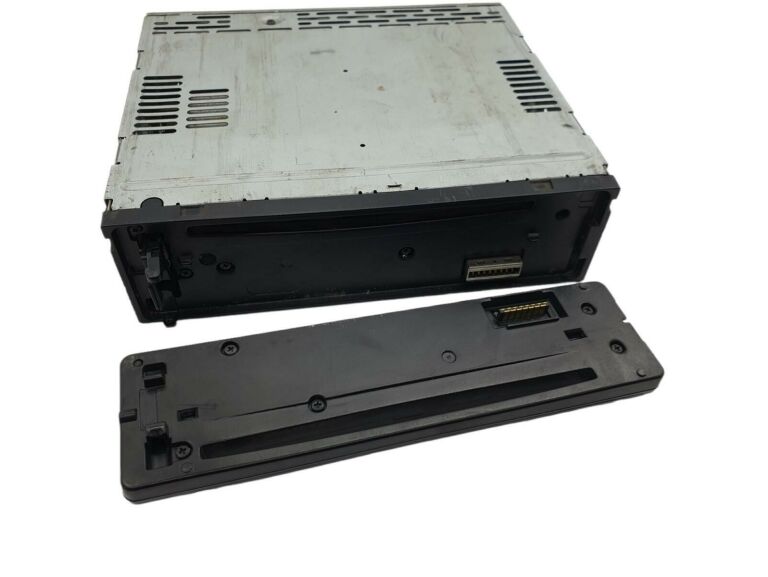 RADIO SAM. SONY CDX-GT25