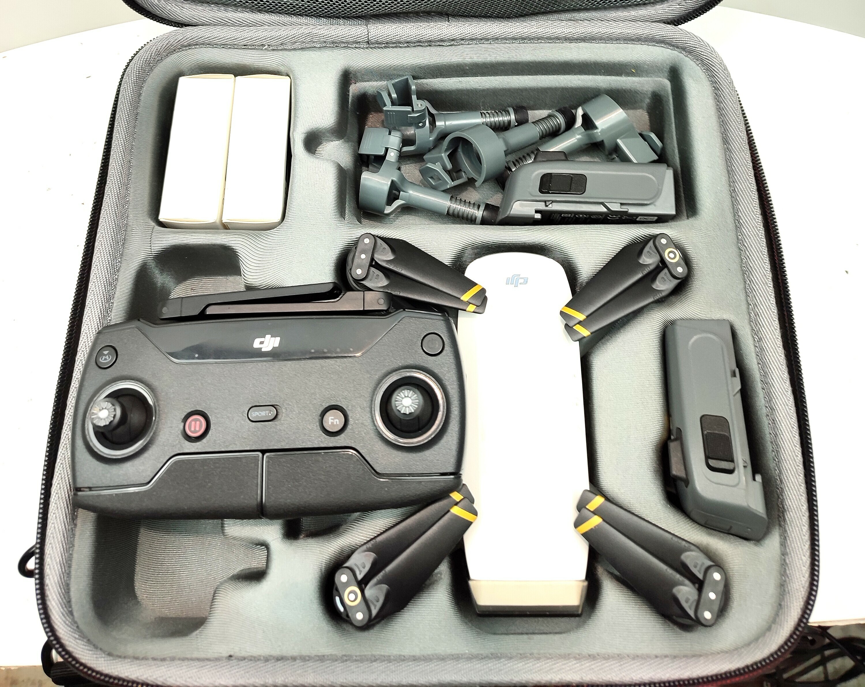 dron-dji-spark-fly-more-combo-ean-6958265149276