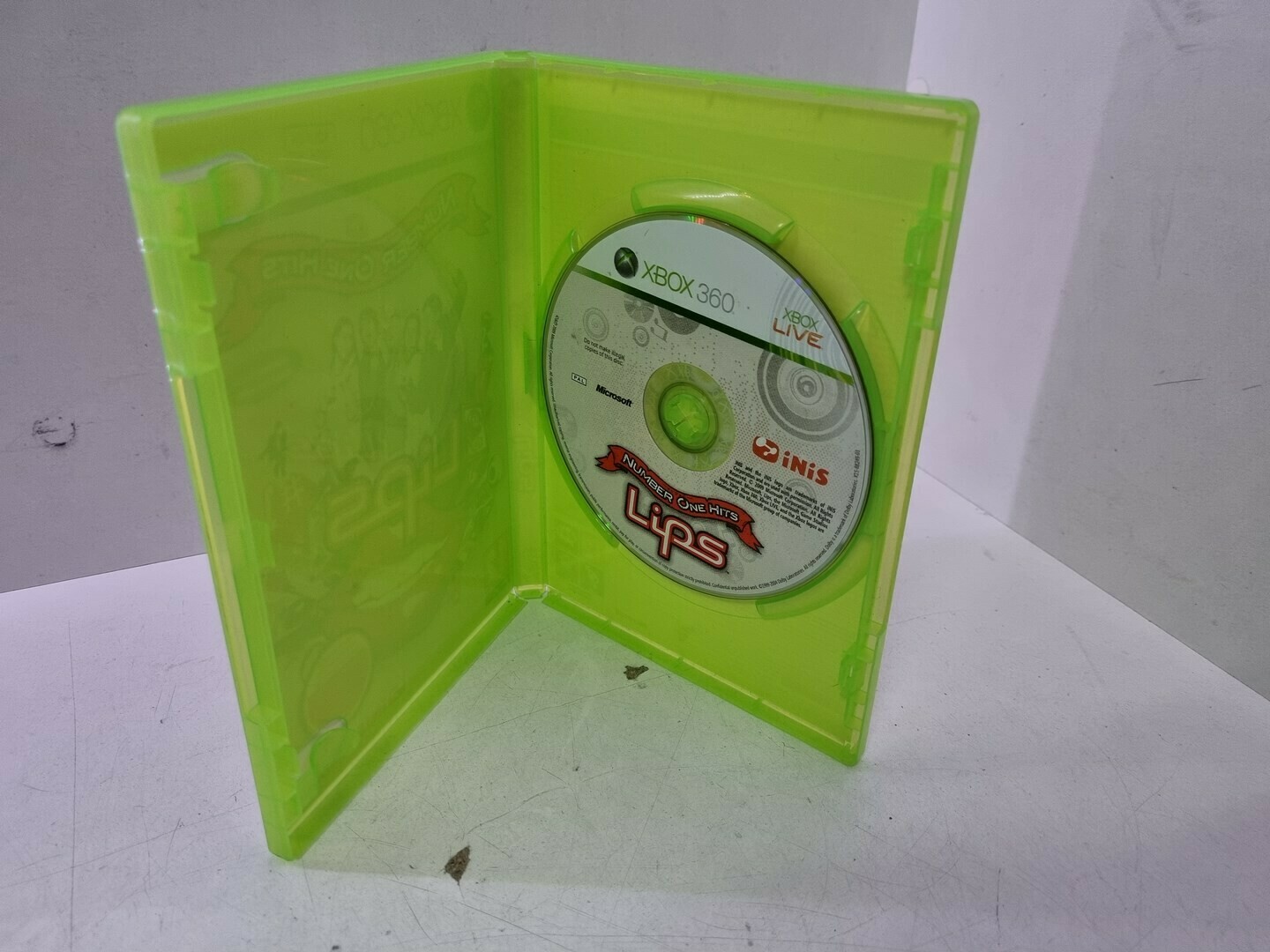 number-one-hits-lips-xbox-360-granice-wiekowe-pegi-215894-272186