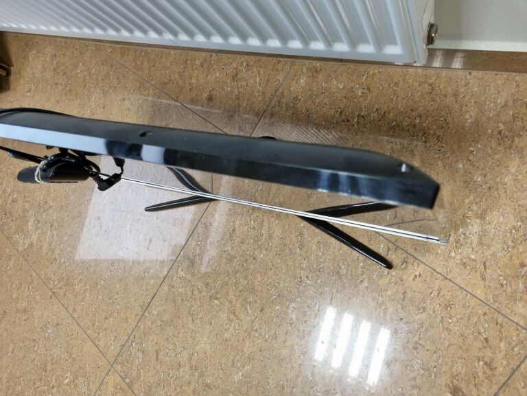 tv-samsung-ue32j5100aw-marka-samsung