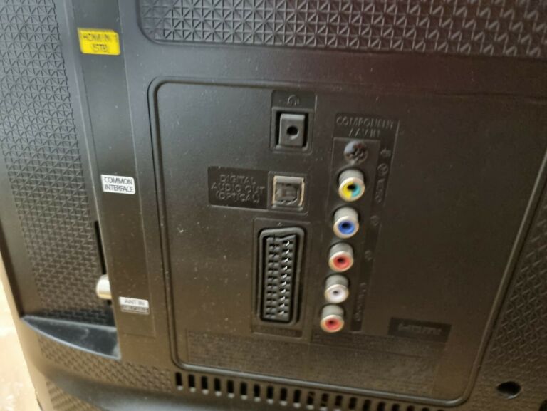 TV SAMSUNG UE32J5100AW