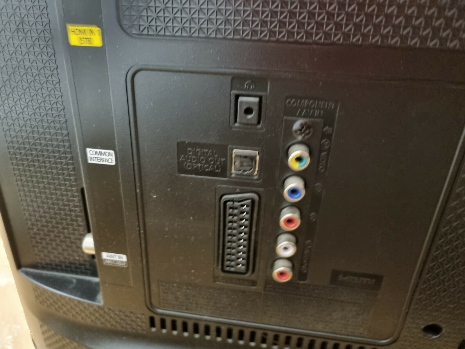 tv-samsung-ue32j5100aw-smart-tv-inny-system-producenta