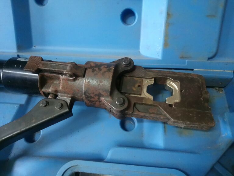 PRASA DO KABLI ZACISKARKA HYDRAULICZNA