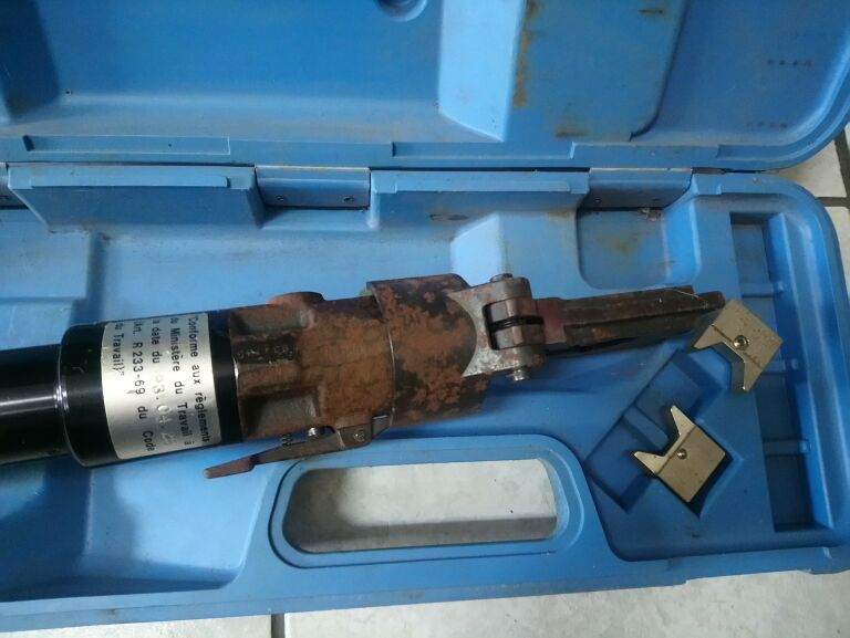 PRASA DO KABLI ZACISKARKA HYDRAULICZNA