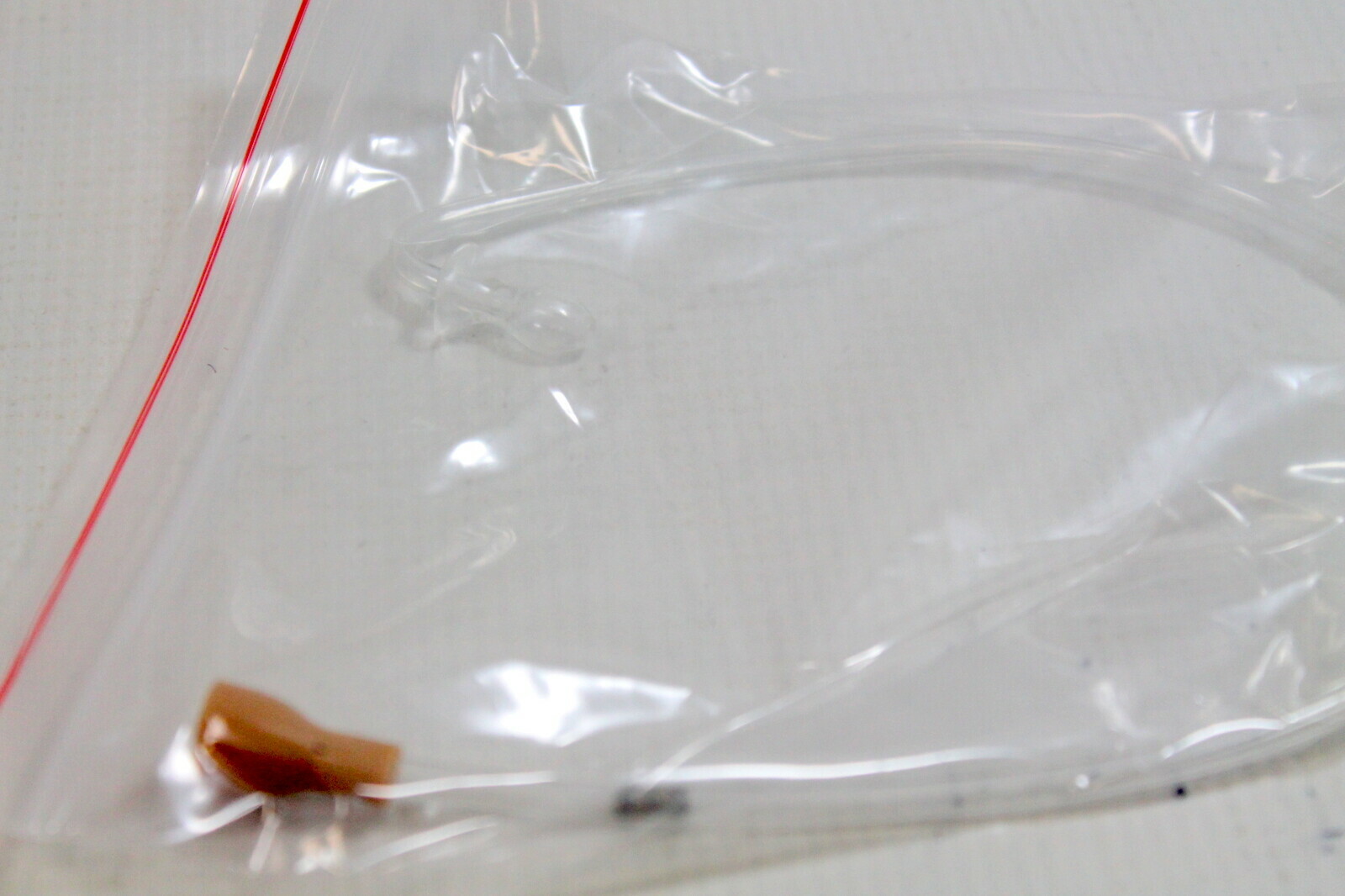 zestaw-startowy-do-aparatu-sluchowego-ucho-brak-informacji