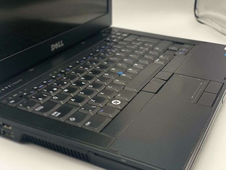 LAPTOP DELL LATITUDE E6410 I5 4/250GB+TORBA+ZASIL